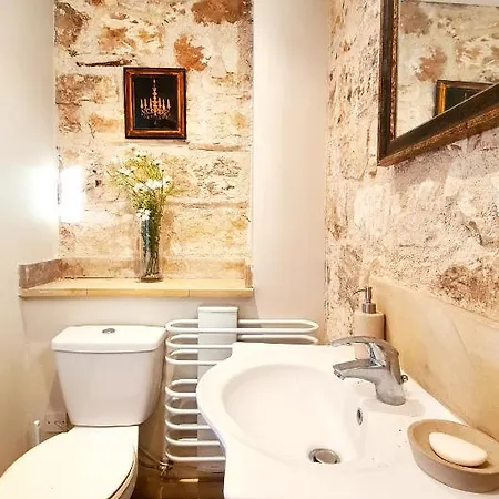 Boutique Traditional Spa Vila Newly Renovated 2023!