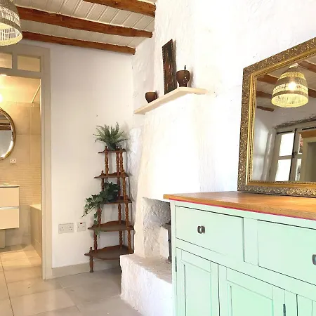 Villa Boutique Traditional Spa Vila Newly Renovated 2023! *